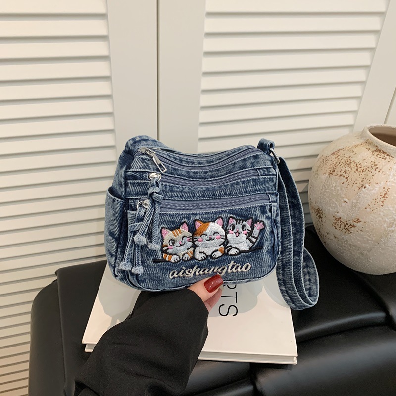 Embroidery Cat - Cute Korean Style Embroidered Cat Crossbody