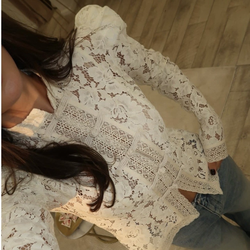 Solid Color Embroidery Blouse  - Embroidery Motif ulasan dan harga