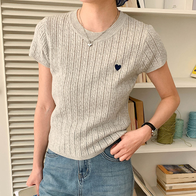 Women T-shirt Round Neck Short - Embroidery Design Love ulasan dan harga