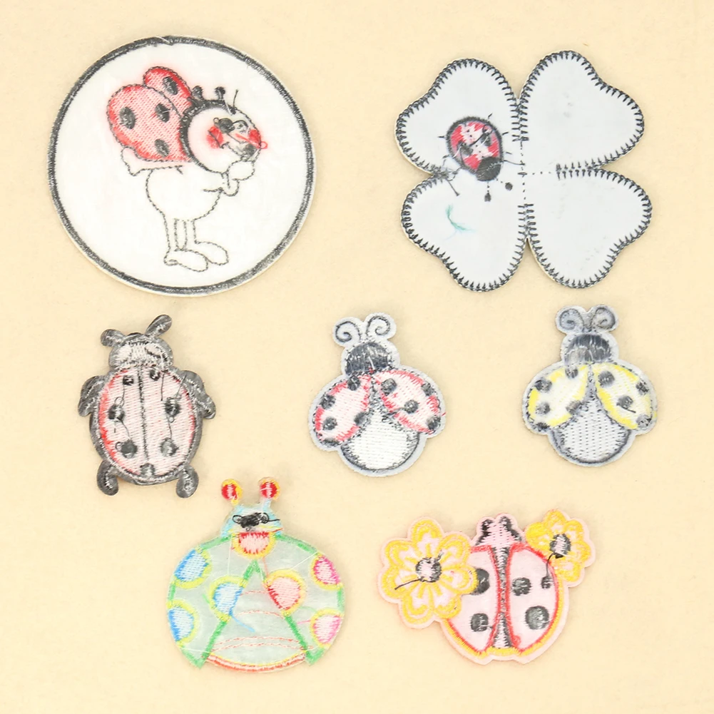 2PC Cartoon Ladybug Four-leaf  - Embroidery Lady Bug ulasan dan harga
