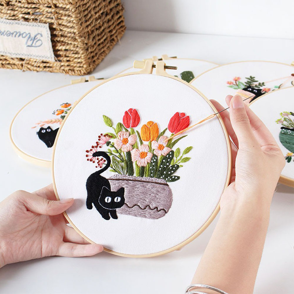 Embroidery Kit with Black Cat  - Embroidery Ideas For Bags ulasan dan harga
